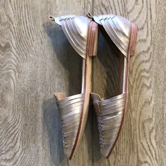 Huma Blanco woven Hollis Metallic Flat. EUC SZ 38 - Picture 4 of 6